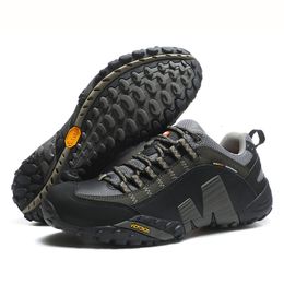 Safety Shoes Hiking Men Autumn Breathable Sweatabsorbent Outdoor Adventure Fishing Wearresistant Sneakers 230822