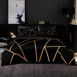 Bedding sets Simlpy Black Set High Quality Duvet Cover Golden Geometric Lines Print for Queen King Size Bed with Pillowcase 230822