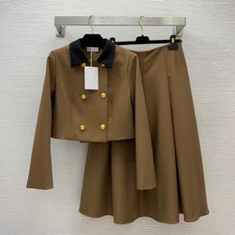 2023 Autumn Black / Khaki Contrast Color Two Piece Dress Sets Long Sleeve Lapel Neck Coat & High Waist Peplum Mid-Calf Skirt Suits Set Two Piece Suits B3G226531
