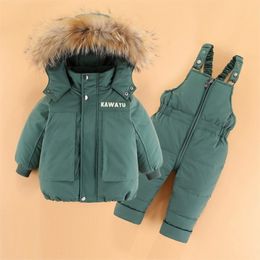 Rompers 2023 Winter Baby Boy Snowsuit Giacca calda con cappuccio per una tute per bambini 1 3 anni Toddler 2pcs Abbigliamento Set di vestiti 230823