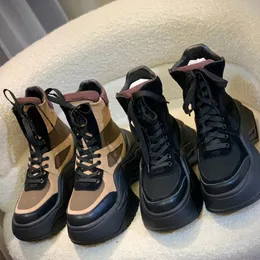 2023 Новейший дизайнер ботинок ботинок Martin Desert for Women Classical Shoes Fashion Winter Leather Boots.