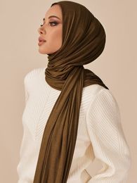 히잡 80180cm 히잡 저지 Mulim 여성을위한 Maxi Scarfs Mulim Women Veil Fashion Big Islam Scarves Ladies Headwrap Winter Headscarves 230823