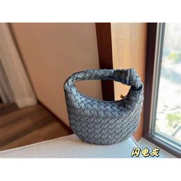 Italy Jodie Handbag 2023 Autumn/winter New Knitted Trend Underarm Bag Korean Edition Simple Sheepskin