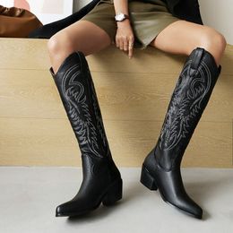 Boots Suede Embroidered Knee High Boots Women's High Boots Nude Black Women Sexy Pointed Toe Chunky Heels Western Cowboy Knight Boot 230822