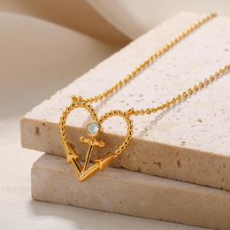 Pendant Necklaces Gold Color Zircon Love Heart Cross Necklace Hollow Chain Collar Fashion For Women Jewelry Gift