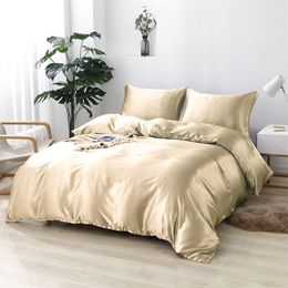 Bedding sets Luxury Rayon Gold Duvet Cover Set Twin Queen King Size Satin Smooth American Style Sets Comforter Covers 230822