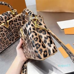 Women Handbag Shoulder Bag Colors Tote Bags Leather Gold Hardware Letter Buckle Flap Purse Clutch Internal Pocket