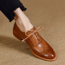 Dress Shoes LaceUp Brogue For Women Vintage Oxfords Flat Woman Cowhide Lady Flats Retro Low Heel British Style Quality 230823