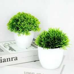 Faux Floral Greenery Artificial Plants Potted Green Bonsai Small Tree Grass Pot Ornament Fake Flowers for Home Garden Decoration Wedding Party 230822