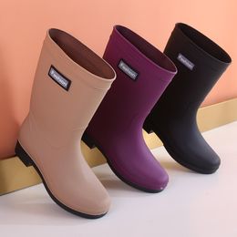 Rain Boot's Thickened Waterproof Shoes Middle Tube Four Seasons Solid Round Toe Low Heel Keep Warm Boots with Square 230822