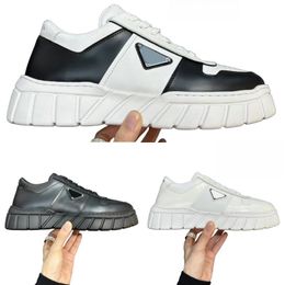 Men's brand-name casual shoes increase, leather fashion shoes increase in black and white Original box delivery.