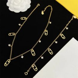 Designers Womens Pendant Necklaces Luxurys Jewellery Mens Fashion Bracelet F Letters Chain Wedding Bracelets Ornament Ladies Jewellry 238232D