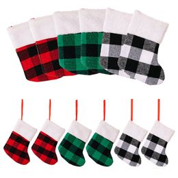 Classic Buffalo Plaid Christmas Stockings Family Xmas Tree Decoration Fireplace Hanging Ornament Santa Candy Gift Bag Flatware Cover Holiday Party Decor EW0084