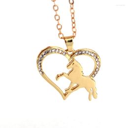 Chains Hzew Running Horse And Heart Pendant Necklace Animal Necklaces