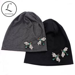 GZhilovingL 2020 New Spring Women Bug Appliques Slouch Beanies Hats Thin Soft Cotton Skullies Hat And Caps Ladies Winter hats1161E