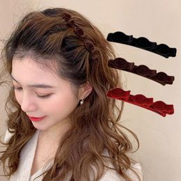 Hair Clips Korean Flocking Forehead Braided Duck Bill Clip Vintage Texture Banger Side Temperament Female Fashion Accessories