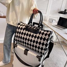 New fashion canvas Lingge large capacity one shoulder diagonal fitness bag shoe warehouse Yoga Bag Travel bag women's Tote Bag