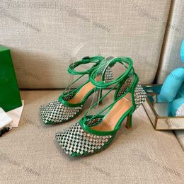 Bottega-Venetta Sandals Woman Dress Shoe Green ostrich Designer Feather Dot WIRE SPARKLE STRETCH Flat botega High Heels Fur Shoes Womens Fashion Lady Mesh Square g1U