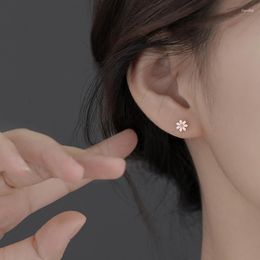 Stud Earrings Small Daisy Flowers Earstuds Female Fashion Silver Colour Little Gifts For Women Girls Friend Dainty Jewellery