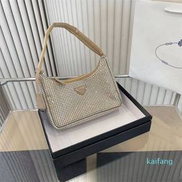 Designer Luxury All Diamond Rhine-lock Underarm Bag Oblique Span Mini Hand Saddle Bag