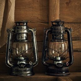 Decorative Objects Figurines Retro Iron Kerosene Lamp with Wick Vintage Pography Props Home Decoration for Coffee Shop Figurines Miniatures Kerosene Lamp 230823