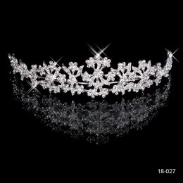 18027Clssic Tiaras In Stock Cheap Diamond Rhinestone Wedding Crown Band Tiara Bridal Prom Evening Jewelry HeadpiecesZZ