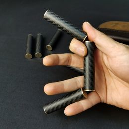 Dönen Üst EDC Fidget Oyuncaklar Yetişkinler için Stres Tribs Magnicy Metal Karbon Fiber Üç Kesik Çubuk Dönen Yaratıcı Hediye 230818