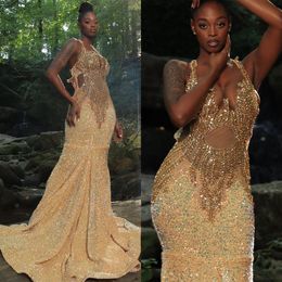 Modern Champagne Evening Gown Sexy Beads Applique Mermaid Dresses Sleeveless Crystal Satin Prom Dress Formal Custom Made