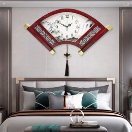 Wall Clocks Chinese Fan-shaped Solid Wood Clock Creative Art Silent Quartz Sweep Second Living Room Modern Design