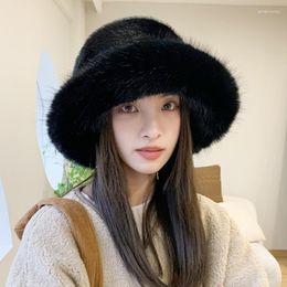 Berets Korean Plush Bucket Hat Women Winter Imitation Fur Thickened Warm Ear Protection Basin Hats Solid Colour Simple Russian Cap