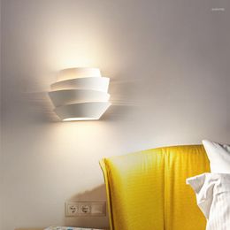 Wall Lamps Designer Bedroom Bedside Lamp Minimalist Aisle Staircase Art Living Room White Aluminium