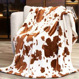 Coperte Stampa di mucca coperta soffice morbida accogliente calda peluche in flanella vele lancia coperte fogli da letto per letti per viaggi in casa R230824