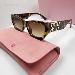 Fashion Sunglasses Mu Womens Personality Mirror Leg Metal Large Letter Design Multicolor Brand Glasses Factory Outlet Promotional Special{category}