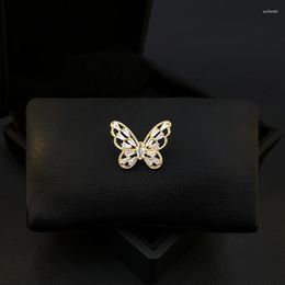 Brooches Smart Butterfly Brooch Women's High-End Suit Ornament Neckline Anti-Exposure Safety Pin Artefact Collar Buckle Fine Jewellery 5290