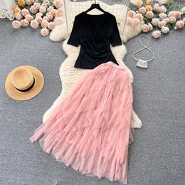 Two Piece Dress New Fashion French Suits Women's V Neck Pleated Short Sleeve T-shirt Tops High Waist Mesh Skirt Two-piece Set276B
