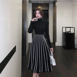 Casual Dresses Runway Women's Chic Knitted Small Fragrance Stripe Elegant Sweater Luxury Pleated Slim Fashion Causal Dress Vestido