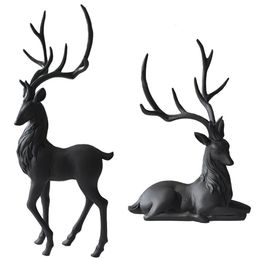 Decorative Objects Figurines Deer Decoration Black Reindeer Ornaments for Shelf Living Room Craft Furnishings Elk Sculptures Home Decor 230823