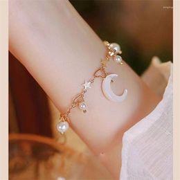 Strand Designer Romantic Star Moon Pendant Bracelet For Women Girls Fashion Shiny Pearl And Hollow Love Heart Chain Bracelets Jewelry