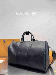 Classic Evening Bag Designer Travel Bag Montsouris Men's and Women's Hand Luggage Gentleman Business Handbag Shoulder Strap Louss Vouton Keepall