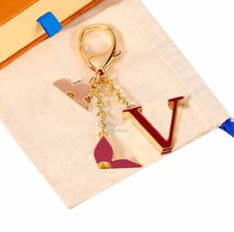 Designers Keychain Classic Letters Men Car Key Chain Womens Fashion Bag Pendant Gold Buckle Key Ring Luxury