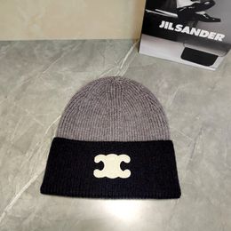 Beanie/Skull Caps Designer Knitted Hat Brim Cap Designer Women's Autumn/Winter Woolen Hat