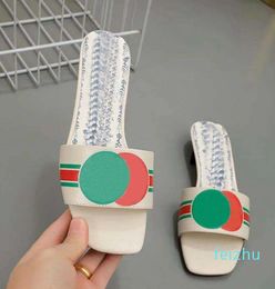 Wholesale brand designer luxury printed slippers top quality open toe square head low heel sandals and slippers