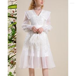 Casual Dresses 2023 French Romantic Dress Women Beaded Flower White Elegant Girl Birthday For