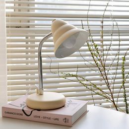 Table Lamps Modern LED Desktop Reading Lamp Nordic Minimalist Room Decor Bedroom Bedside Study Lighting Lights