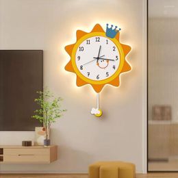 Wall Clocks Wooden Clock Hanging Modern Minimalist Flowers Battery Operated Watches Living Room Fashion Hands Horloge Murale Home Decor