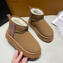 Boots 2024 Real Sheepskin Wool Low-cut Warm Fur Shoes Snow Boots Man and Women Platform Boots Winter Short Boots Fur for Ladies T230824