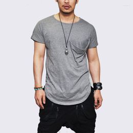 Men's T Shirts Men Big Pocket Short Sleeved Shirt Longline Curved Hem T-shirt Male Swag Hipster Funny Hip Hop Streetwear Clothing