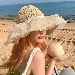 Wide Brim Hats Women Bowler Hat Straw Japanese Ins Elegant Lace Stitching Wide-Brimmed Sunscreen Sun Suitable For Beach Outdoor Seaside