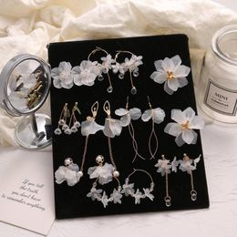 Dangle Earrings KISSWIF Fashion Trend White Acrylic Flower Drop Female Alloy Tassel Chain Korean Wedding Pendant