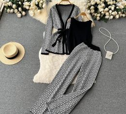 Women's Tracksuits Designer Women Chic Piece Set Costume Knitted Solid Lounge Suit Cardigan Sweater Jogger Pants+ Sleeveless Tank Top